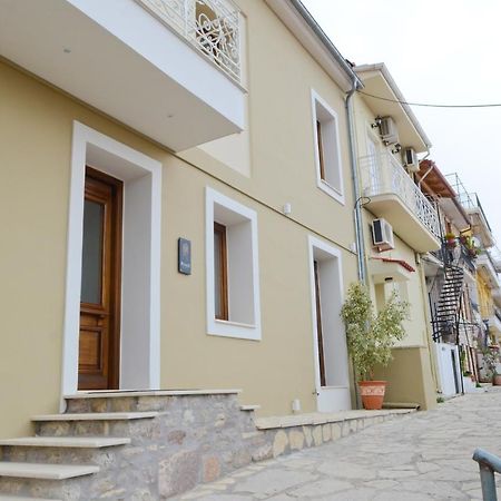 Roloi Suites Nafpaktos Exteriör bild