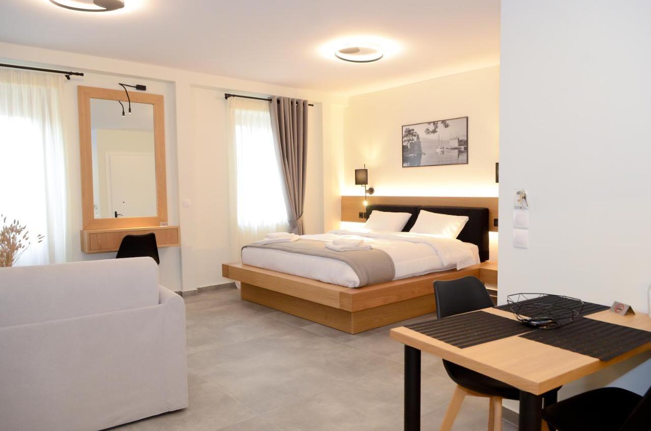 Roloi Suites Nafpaktos Exteriör bild