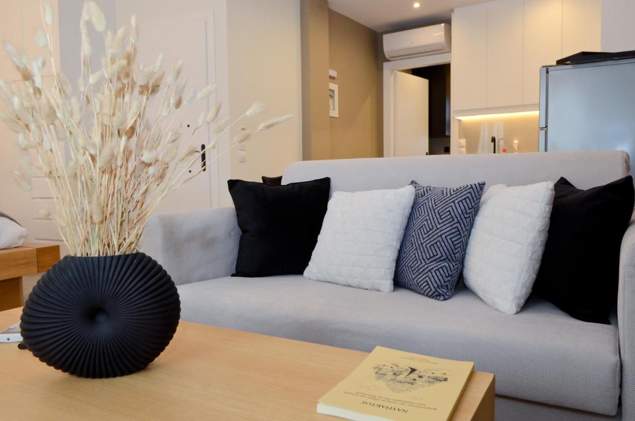 Roloi Suites Nafpaktos Exteriör bild