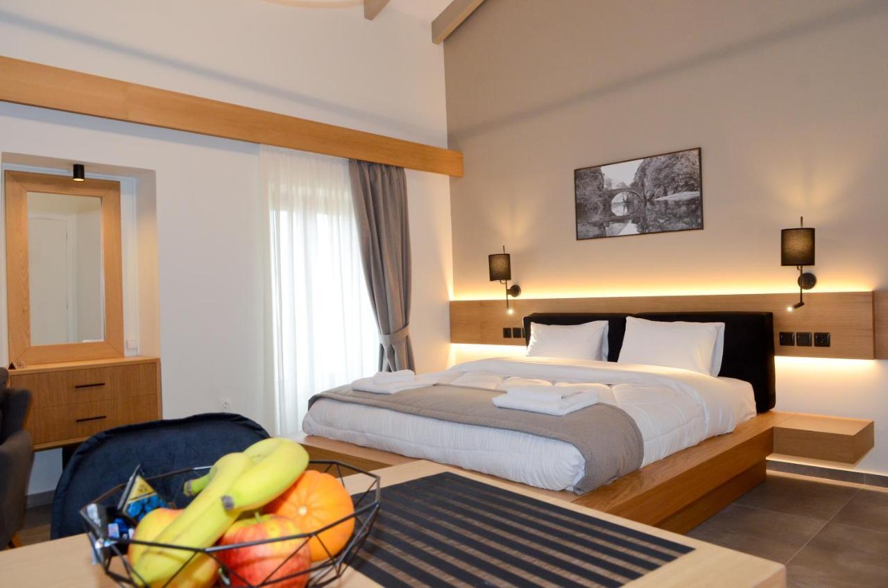 Roloi Suites Nafpaktos Exteriör bild