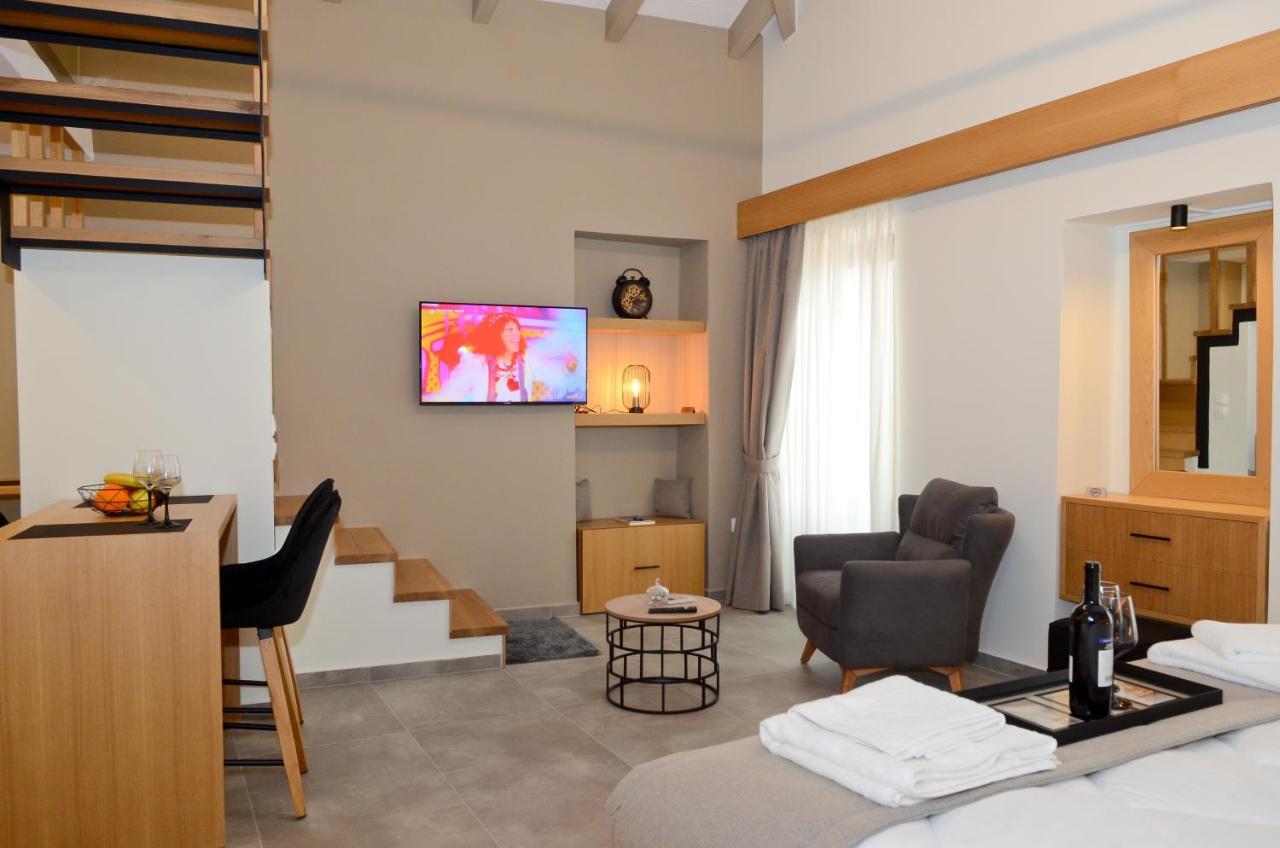 Roloi Suites Nafpaktos Exteriör bild