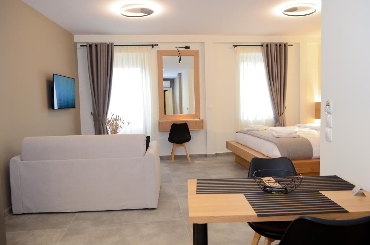 Roloi Suites Nafpaktos Exteriör bild