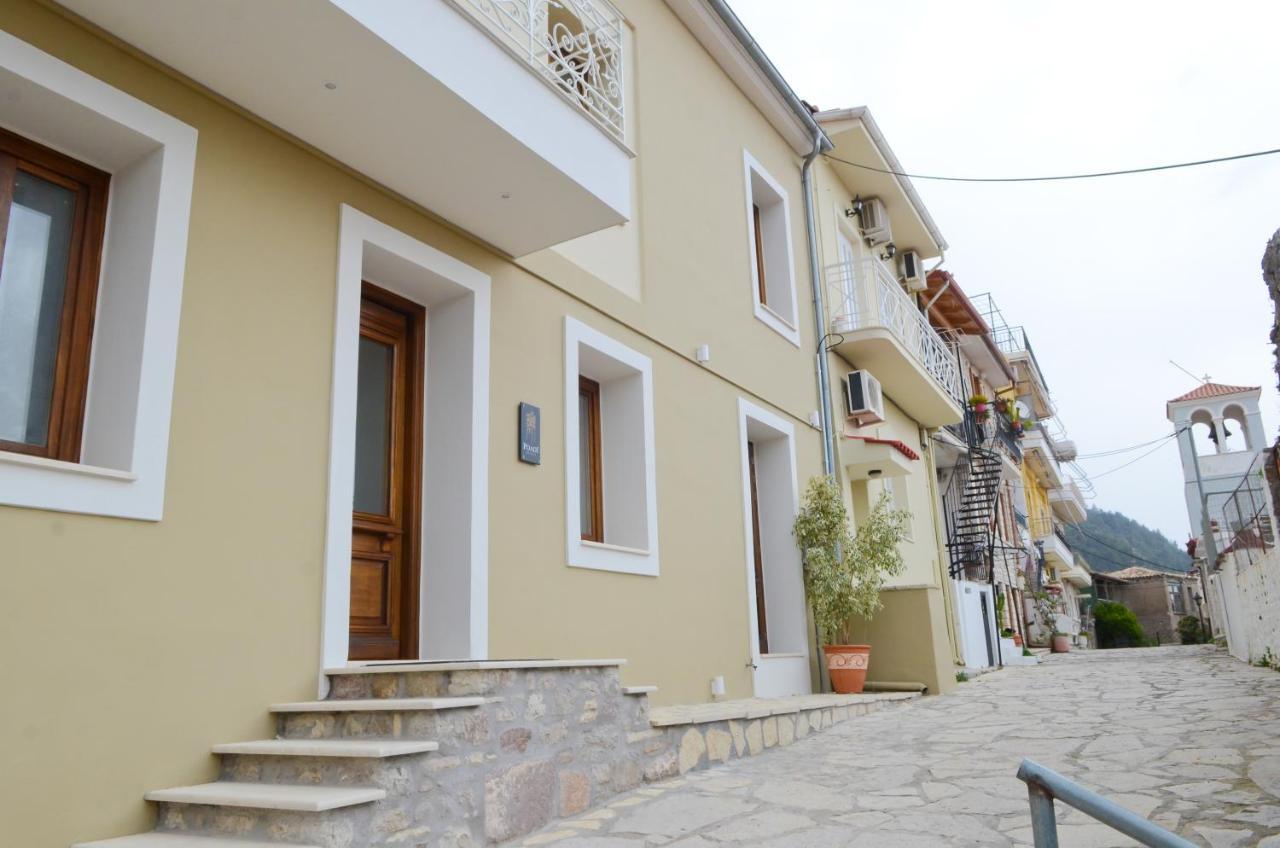 Roloi Suites Nafpaktos Exteriör bild