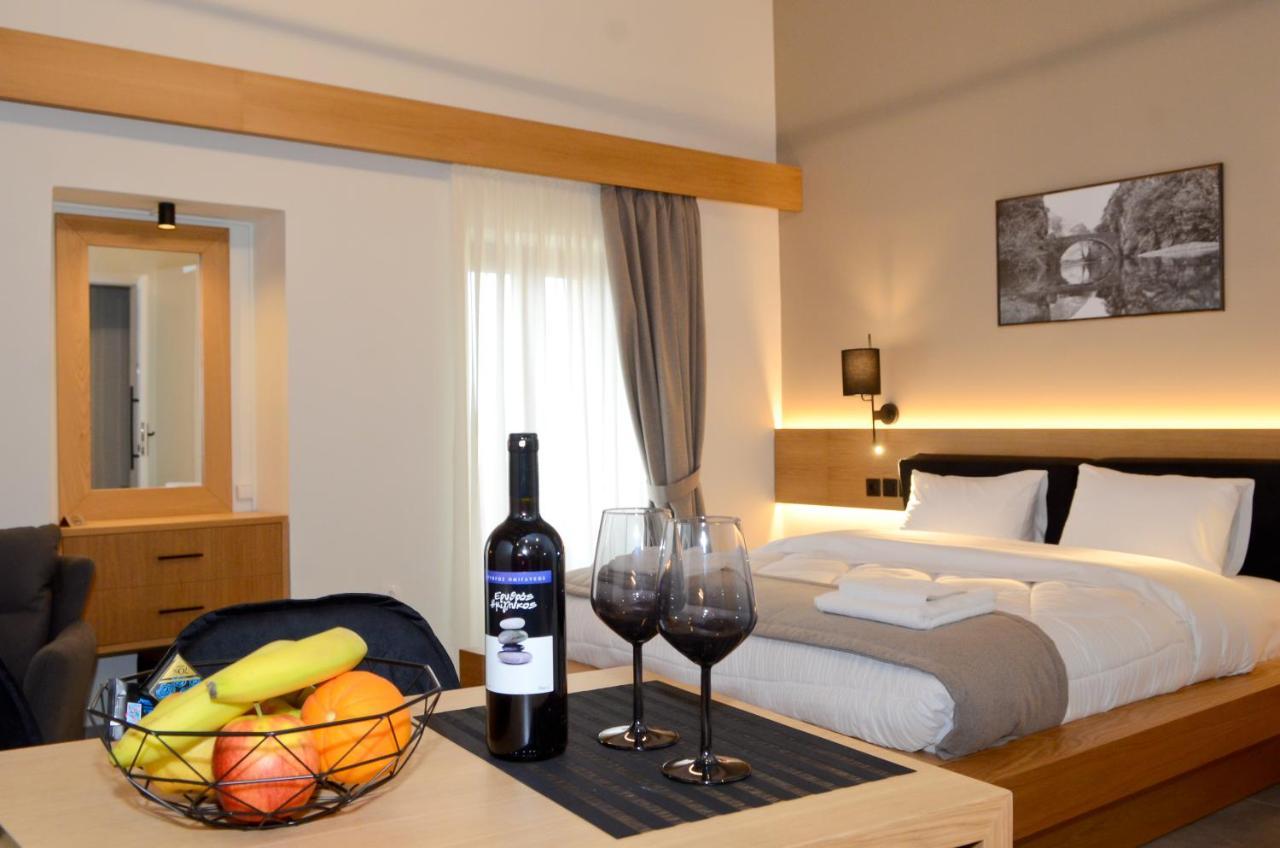 Roloi Suites Nafpaktos Exteriör bild